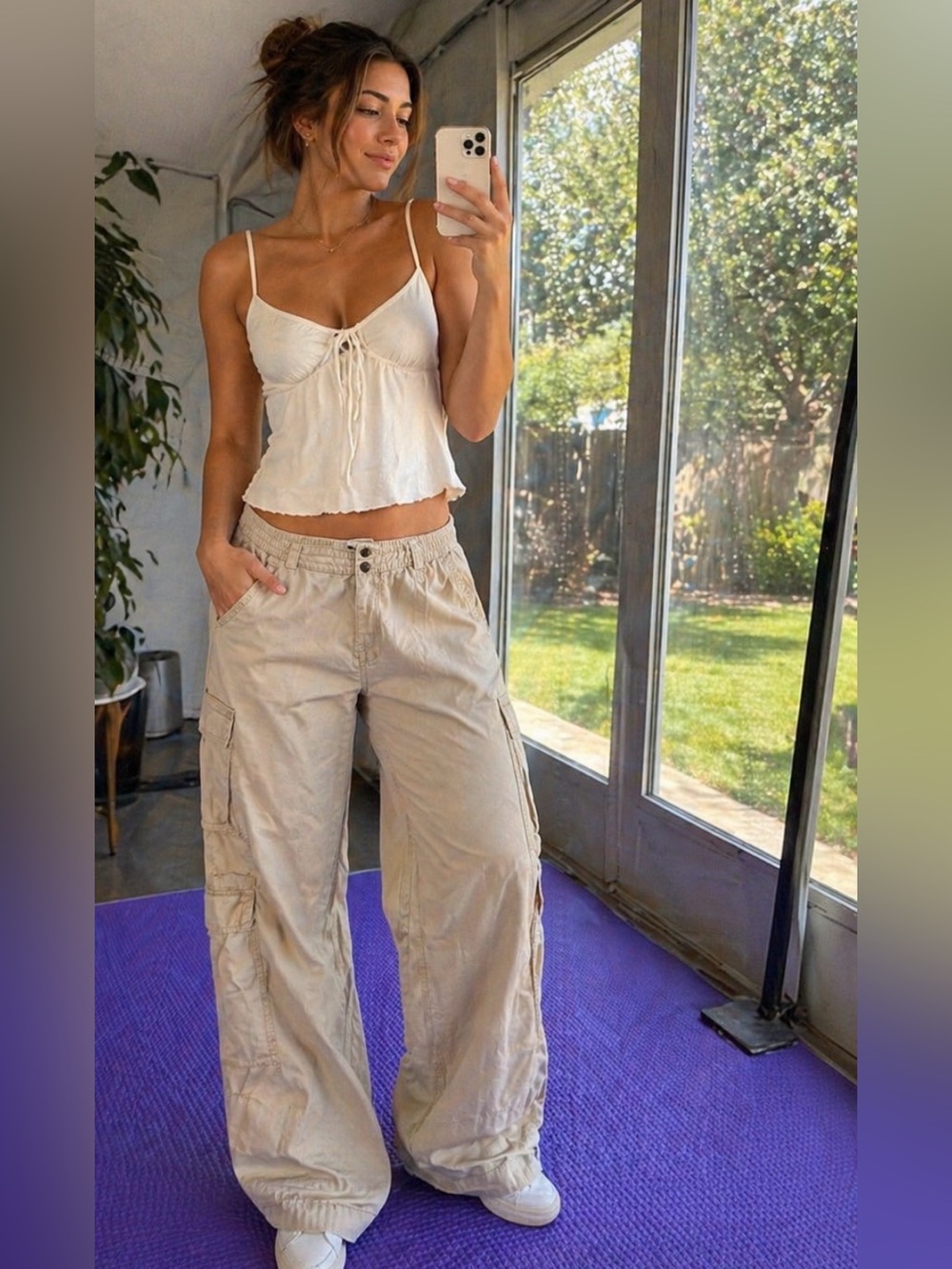 Hollister Light Grey High-Rise Baggy Cargo Pants